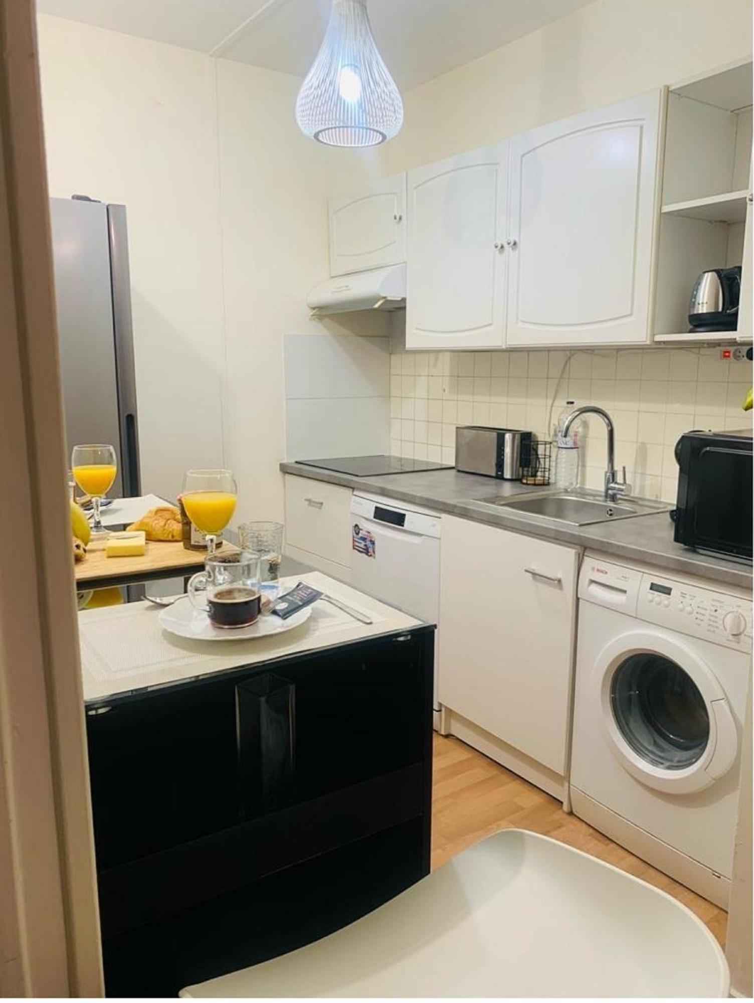 Appartement Calme Et Chaleureux Proche De Paris Courbevoie Kültér fotó