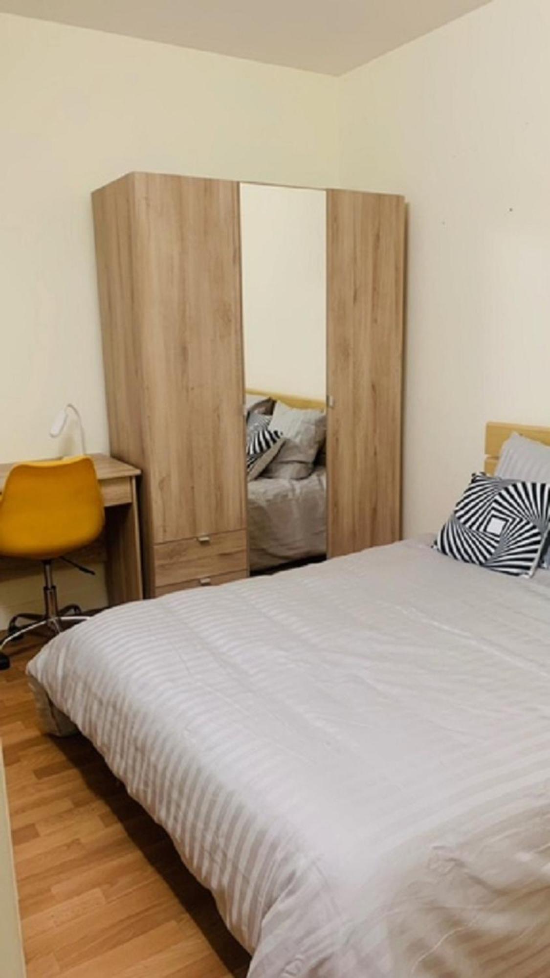 Appartement Calme Et Chaleureux Proche De Paris Courbevoie Kültér fotó